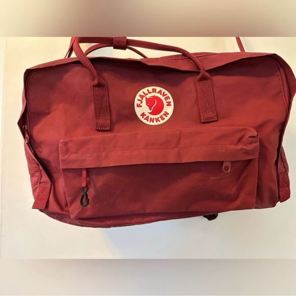Fjallraven Kanken Weekender Ox Blood Red - Picture 5 of 10